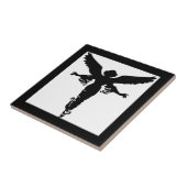 ホワイトセラミックタイル上のエンジェルシルエット タイル (側面)