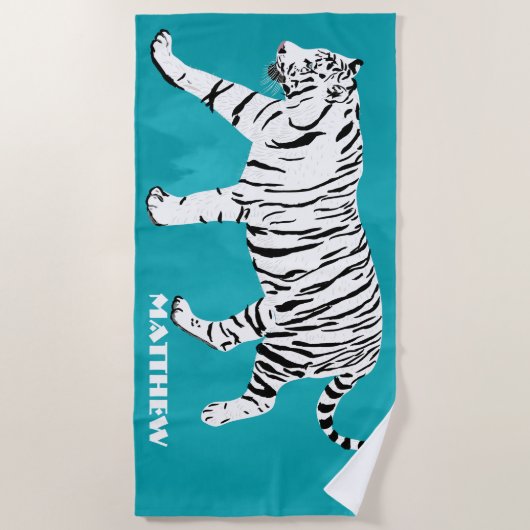 ホワイトタイガーイラストレーションオンティール（緑がかった色） パーソナライズされた ビーチタオル (正面)