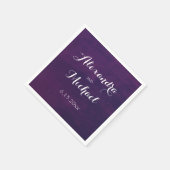 ホワイトタイポグラフィオン深いパープル結婚ズ スタンダードカクテルナプキン (角)