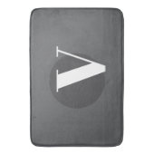 ホワイトタイポグラフィカスタムイニシャルグレー バスマット (正面縦)