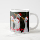 ホワイトダックス赤いサンタハッツホリデーを着て ジャンボコーヒーマグカップ (右)