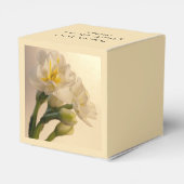 ホワイトダブルダッフォジルス春の結婚式 フェイバーボックス (裏面サイド)