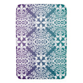 ホワイトダマスクパープルおよびティール（緑がかった色） グラデーション バスマット (正面縦)