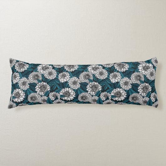 ホワイトダリアガーデン/ブルー離れの2 ボディピロー (正面)