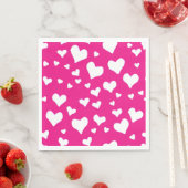 ホワイトチョークハートオン明るい赤紫色ピンク スタンダードランチョンナプキン (インサイチュ)