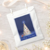 ホワイトツリーのクリスマス フェイバーバッグ (クリップ留めされた状態)