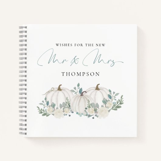 ホワイトティール（緑がかった色）のカボチャがミセス・ゲストブックを希望 ノートブック (正面)