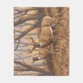 ホワイトテールディアバック&ドエオータムメープルウッズ フリースブランケット (正面)