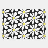 ホワイトデイジーオンブラックフローラ ラッピングペーパーシート (正面2)