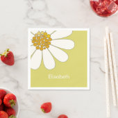 ホワイトデイジーフラワー名前をカスタムする誕生日 スタンダードカクテルナプキン (インサイチュ)