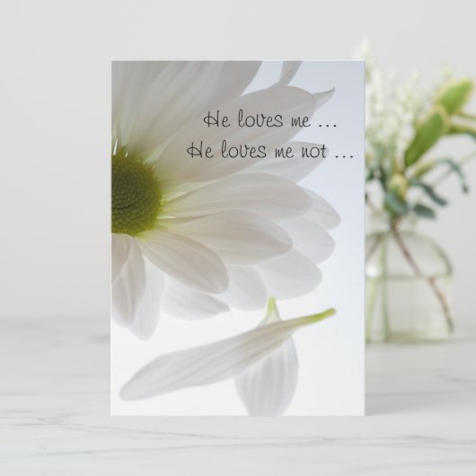 ホワイトデイジー花びら彼は私を愛する婚約パーティ 招待状 (スタンド正面)