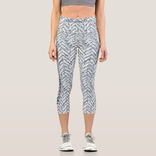 ホワイトデニエレガントムの外観：パーソナライズされたロゴと文字 カプリレギンス (正面)