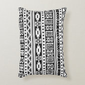 ホワイトトライバルイカットシームレスパターン アクセントクッション (正面(垂直))