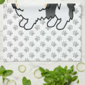 ホワイトトリカラーポメラニア犬かわいい漫画の犬と手 キッチンタオル (折り畳み)