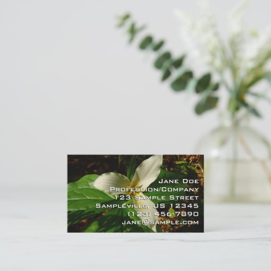 ホワイトトリリウムフラワー春ワイルドフラワー 名刺 (スタンド正面)