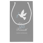 ホワイトドーブブルーグレー結婚式の引き出物カスタムバッグ スモールペーパーバッグ (裏面)