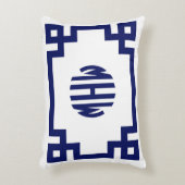 ホワイトネイビーブルーサークルモノグラムギリシャ鍵DIY BG アクセントクッション (正面(垂直))