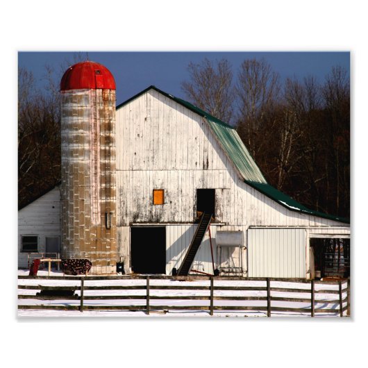 ホワイトバーンとレッドサイロ フォトプリント            (正面)