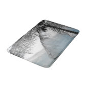 ホワイトパームココナッツツリーエレガントビーチパラダイス バスマット (アングル)