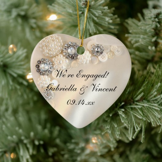 ホワイトパールフェイクとダイヤモンドボタンの婚約 セラミックオーナメント