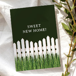 ホワイトピケットフェンスを使用した発表の移動 案内状