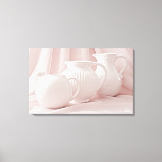 ホワイトピッチャー3人キャンバスプリント キャンバスプリント (正面)