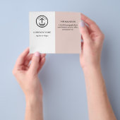 ホワイトピンクモダンのプロモーションビジネスロゴ チラシ (手)