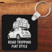 ホワイトフィアット車 キーホルダー (裏面)