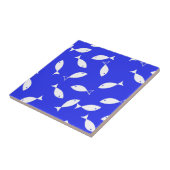 ホワイトフィッシュブルーバックグラウンドキャプテンシーテーマ タイル (側面)