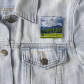 ホワイトフィッシュ近くの牧草地で馬が草を食む、 缶バッジ (インサイチュ)