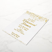 ホワイトフォイルとゴールドフォイルのリハーサルディナー 箔招待状 (回転した状態)