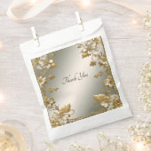 ホワイトフローラ金ゴールド華美優先バッグ フェイバーバッグ (クリップ留めされた状態)