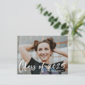 ホワイトブラシレタリング2025写真卒業 案内ポストカード (スタンド正面)