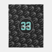 ホワイトブラックのミニマルスタイルのバスケットボールのパターン フリースブランケット (正面)