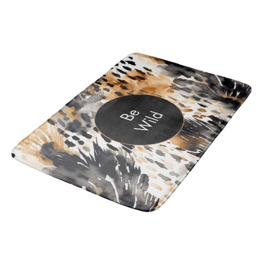 ホワイトブラッククリームヒョウ動物誕生日 バスマット (アングル)