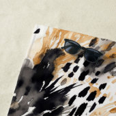 ホワイトブラッククリームヒョウ動物 ビーチタオル (インサイチュ)