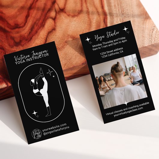 ホワイトブラックスターヨガインストラクタースタジオ先生 名刺