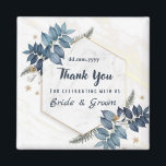 ホワイトブルーフローラフレームありがとう結婚式の引き出物 マグネット<br><div class="desc">ホワイトブルーフローラフレームパーソナライズされたありがとう結婚式の引き出物結婚式の引き出物お客さま向けマグネットお礼として来このデザインは簡単に追加または文字を変更することによカスタマイズりパーソナライズされた、結婚式のパーティーで</div>