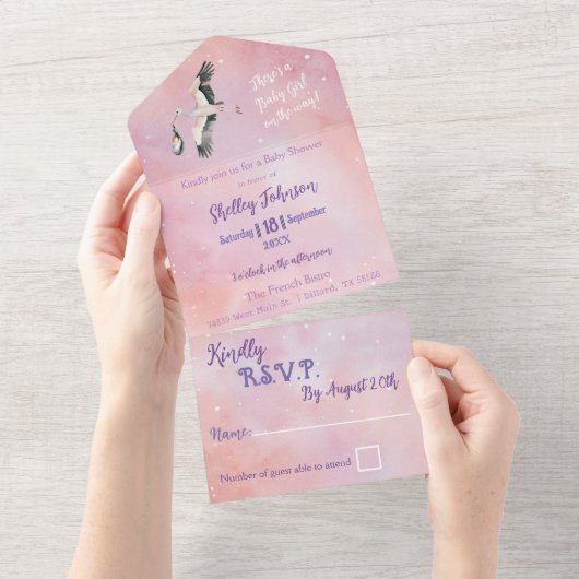 ホワイトベビーガールオンザウェイストークサンセットスカイ オールインワン招待状 (貼ってはがせる)