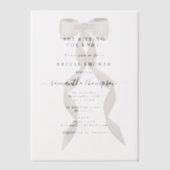 ホワイトボウ彼女は結び目のブライダルシャワーパーティー ベラム紙招待状 (正面)