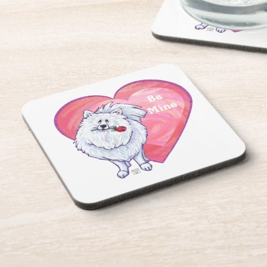 ホワイトポメラニア犬バレンタインデー コースター (左側)