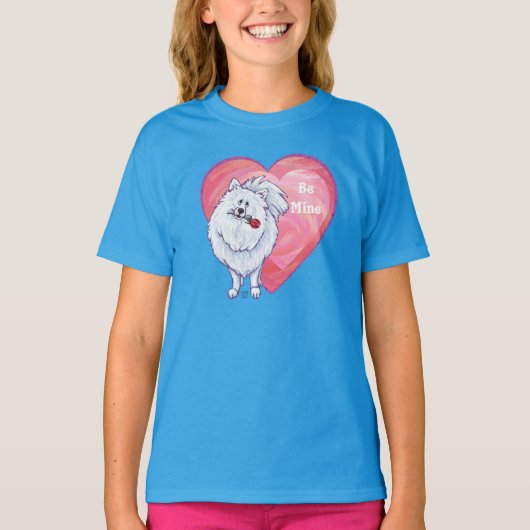ホワイトポメラニア犬バレンタインデー Tシャツ (正面)