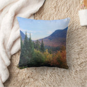 ホワイトマウンテンズニューハンプシャーの紅葉 クッション (ブランケット)