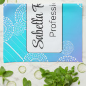 ホワイトマンダラオンアクアピンクブレンドレインボーホワイト キッチンタオル (折り畳み)