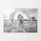 ホワイトマーブルグリーンオリーブリーフリース結婚の写真 三つ折り招待状 (カバー)