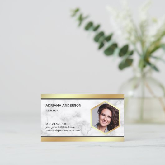ホワイトマーブルゴールドフォイル実在エステートフォト不動産仲介業者 名刺 (スタンド正面)