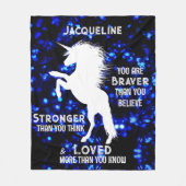 ホワイトユニコーンインスパイアズ10代のガール引用文 フリースブランケット (正面)