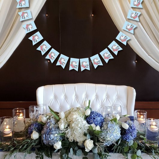 ホワイトユニコーンピンク色の花が青 バンティングフラッグ