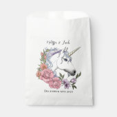 ホワイトユニコーンピンク色の花が青 フェイバーバッグ (正面)