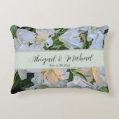 ホワイトユリ ウェディング カップル 名前 花 アクセントクッション (正面)